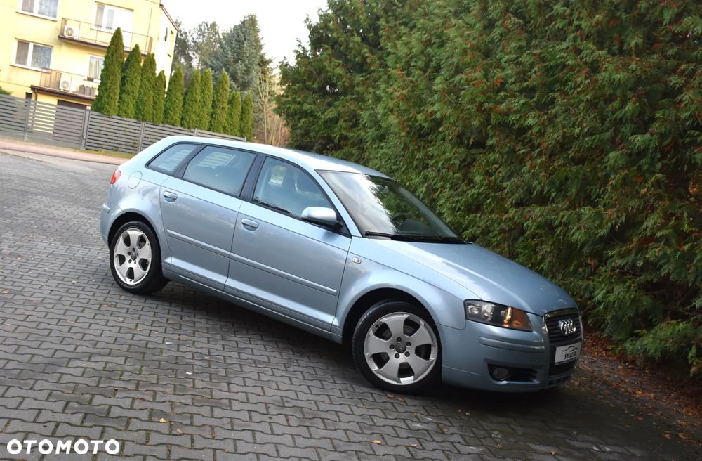 Audi A3 Sportback 2.0 TDI Ambiente - 26