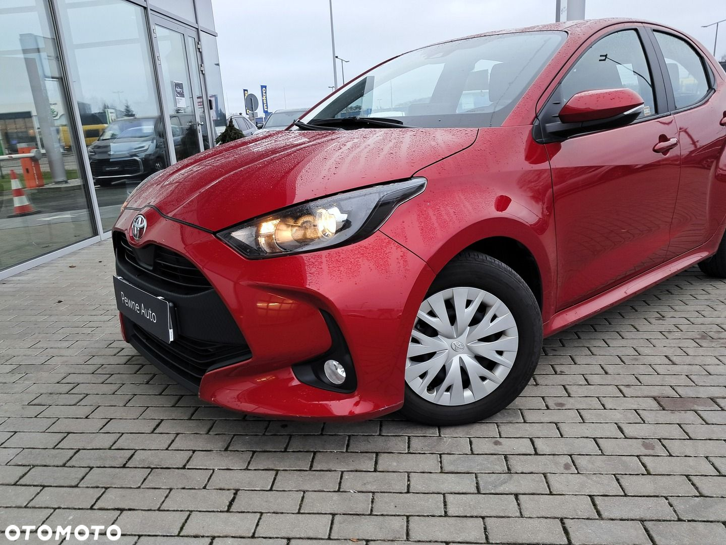 Toyota Yaris - 17