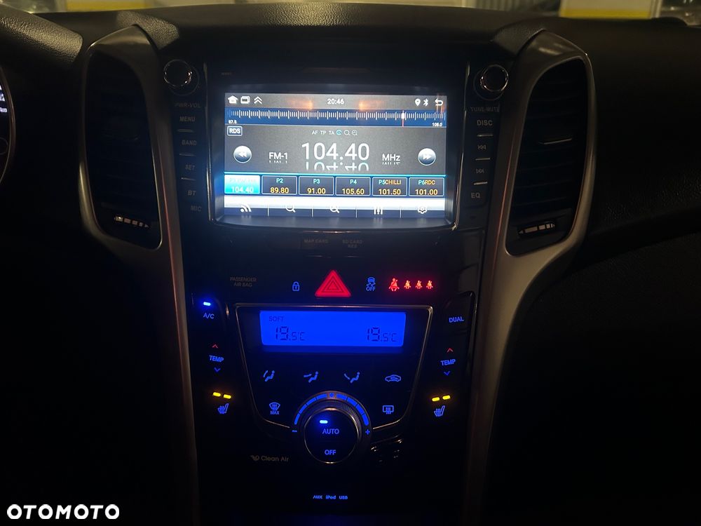 Hyundai i30 blue Kombi 1.6 CRDi Style - 8