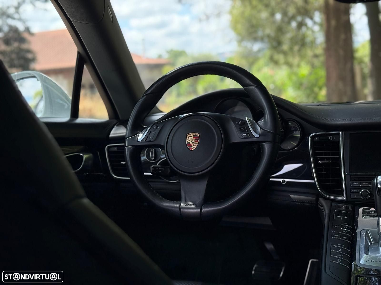 Porsche Panamera - 24