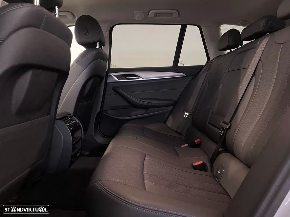 BMW 520 d Auto - 15