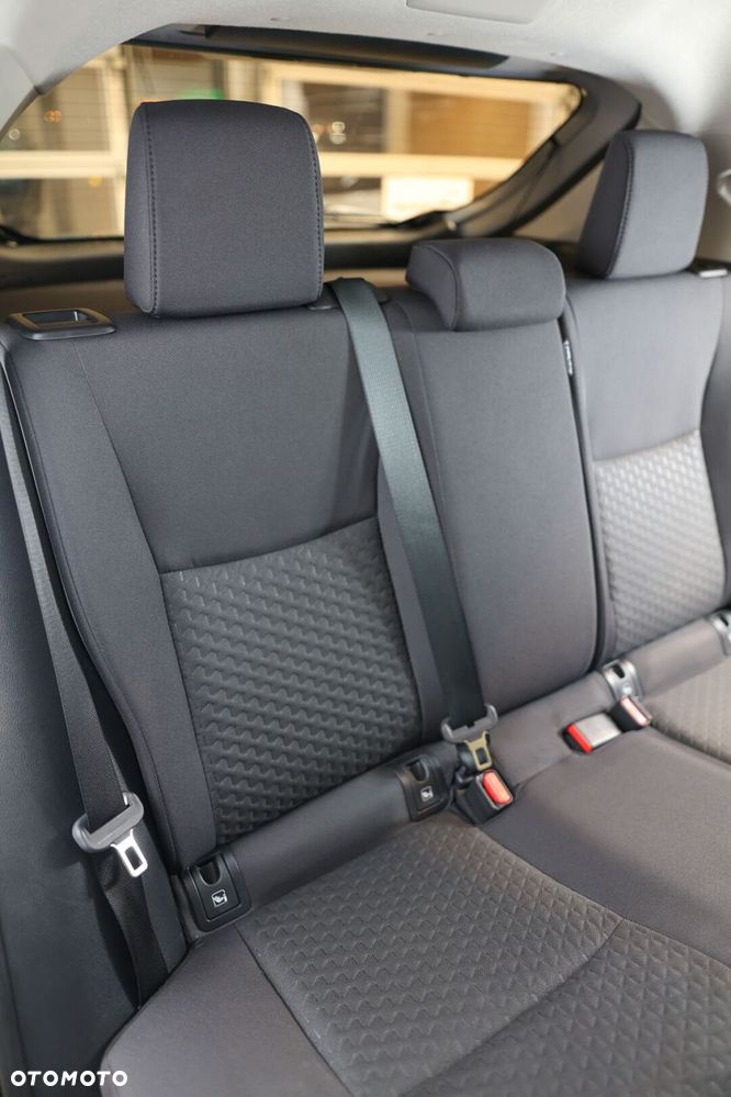 Toyota Yaris Cross Hybrid 1.5 Comfort - 16