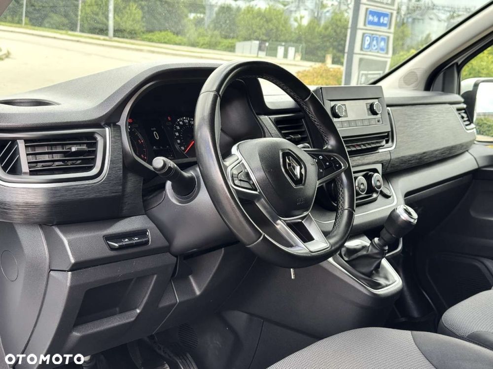 Renault Trafic - 29