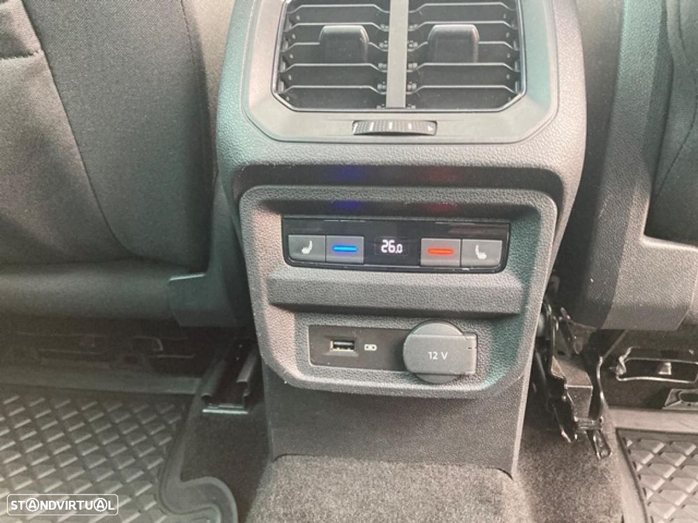 VW Tiguan 2.0 TDI R-Line DSG 4Motion - 26