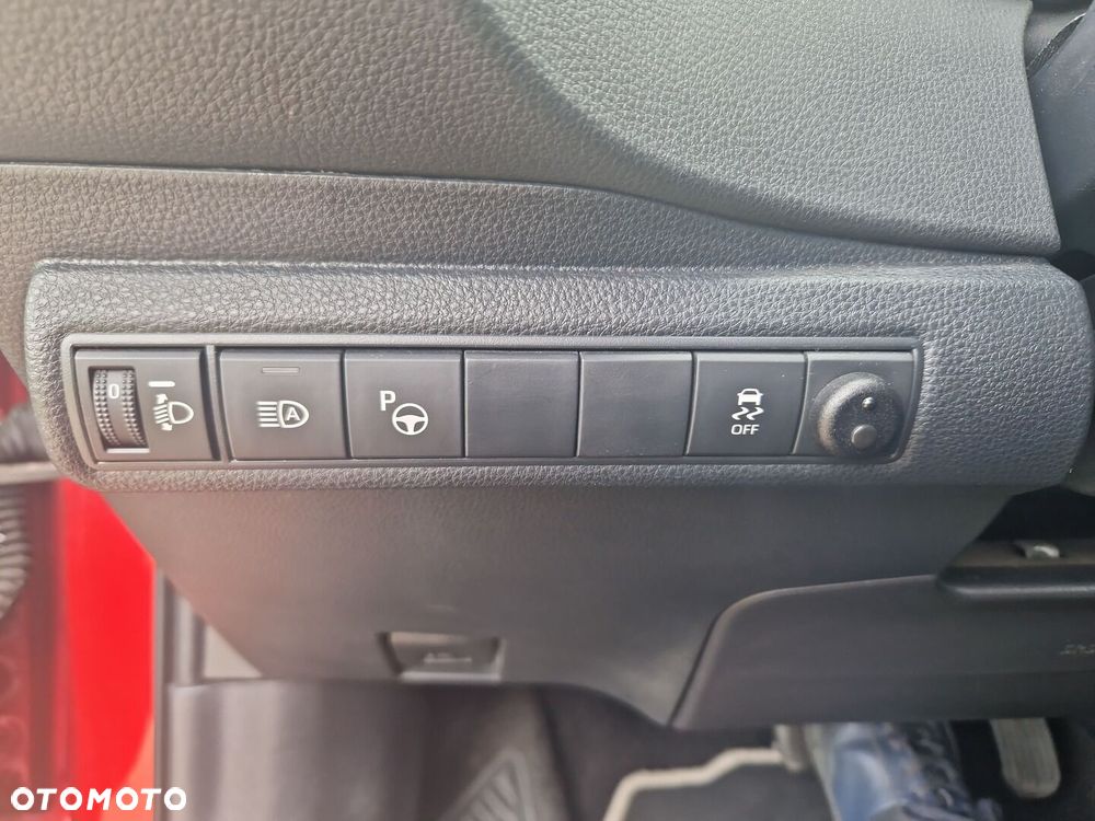 Toyota Corolla 1.8 Hybrid Comfort - 22
