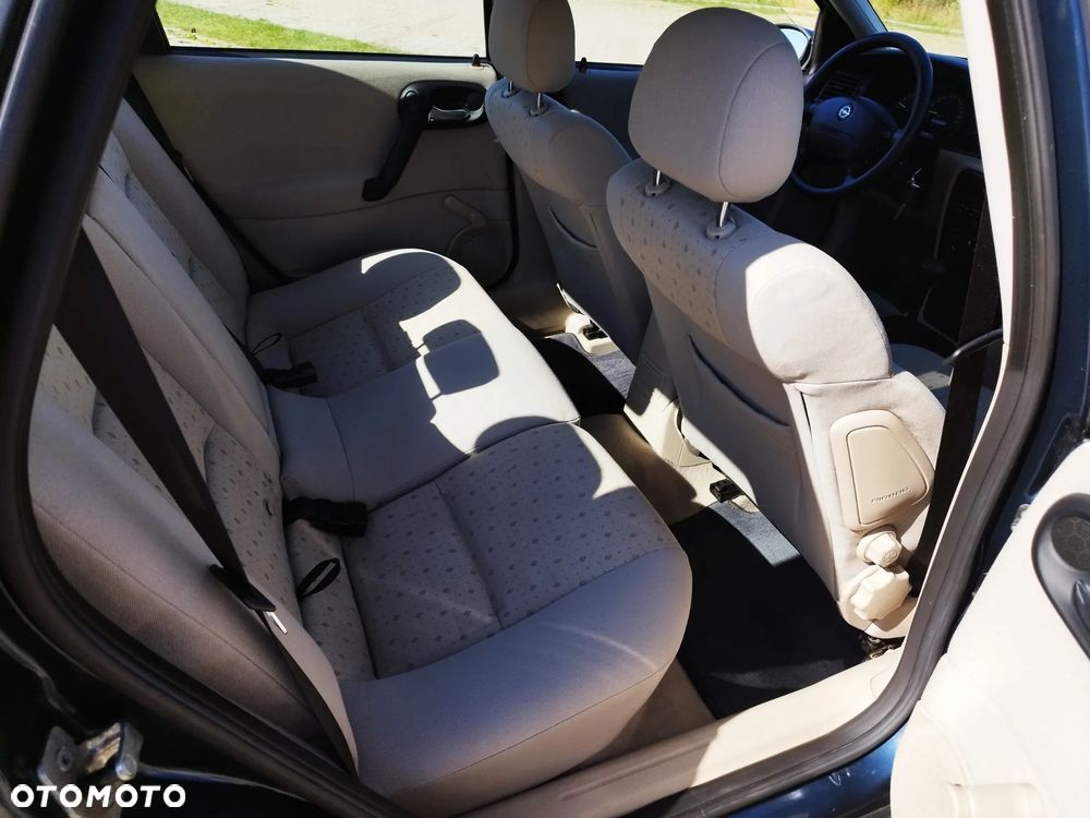 Opel Vectra - 26