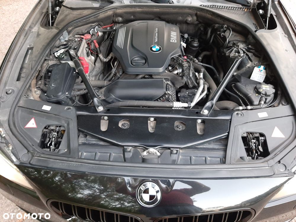BMW Seria 5 520d - 8