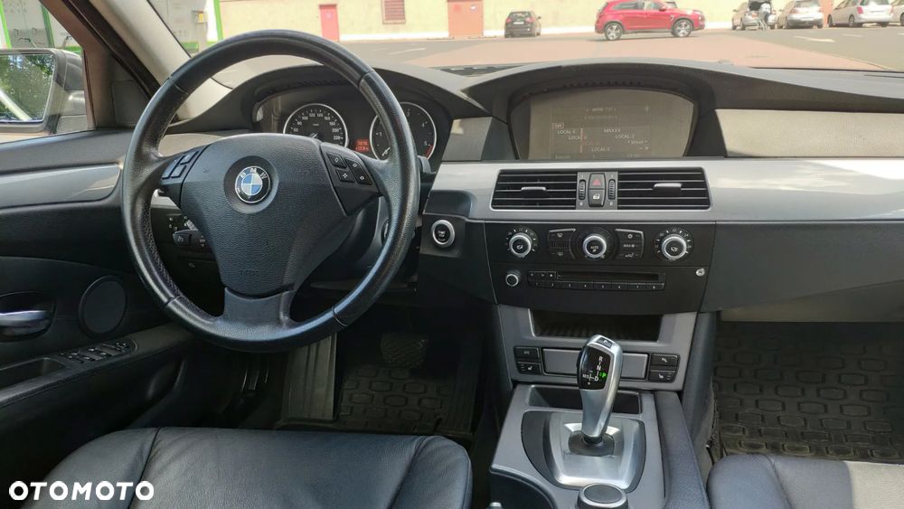 BMW Seria 5 - 23
