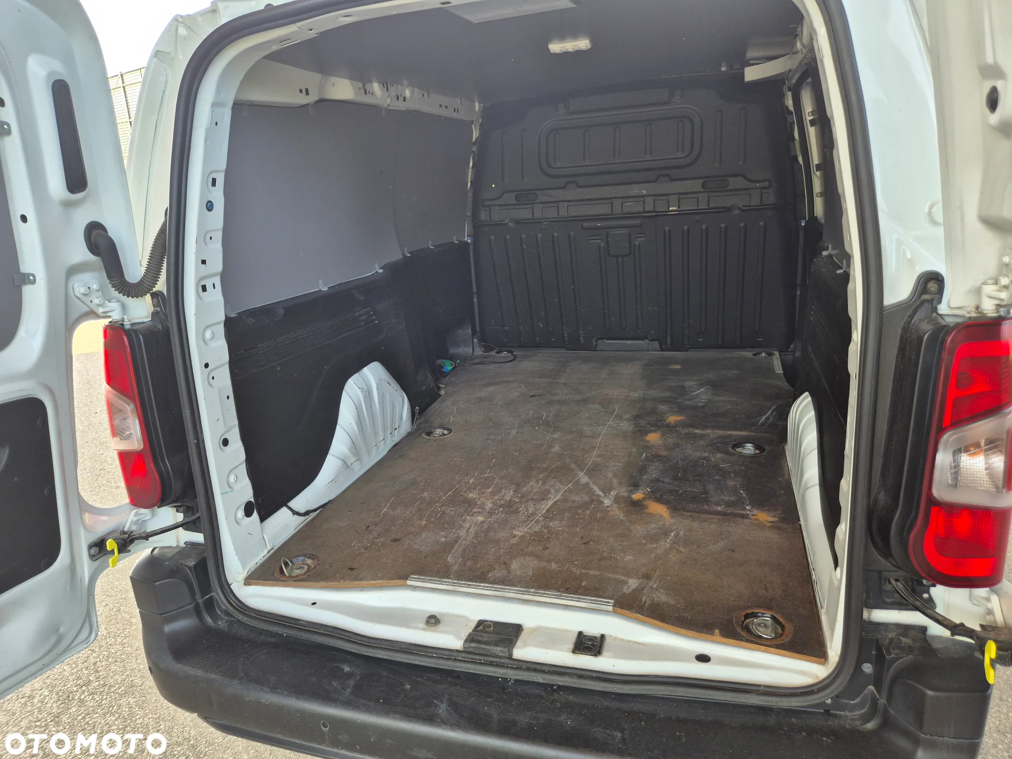 Peugeot Partner 1.5 BlueHDI L2 Pro (bryg.) - 9