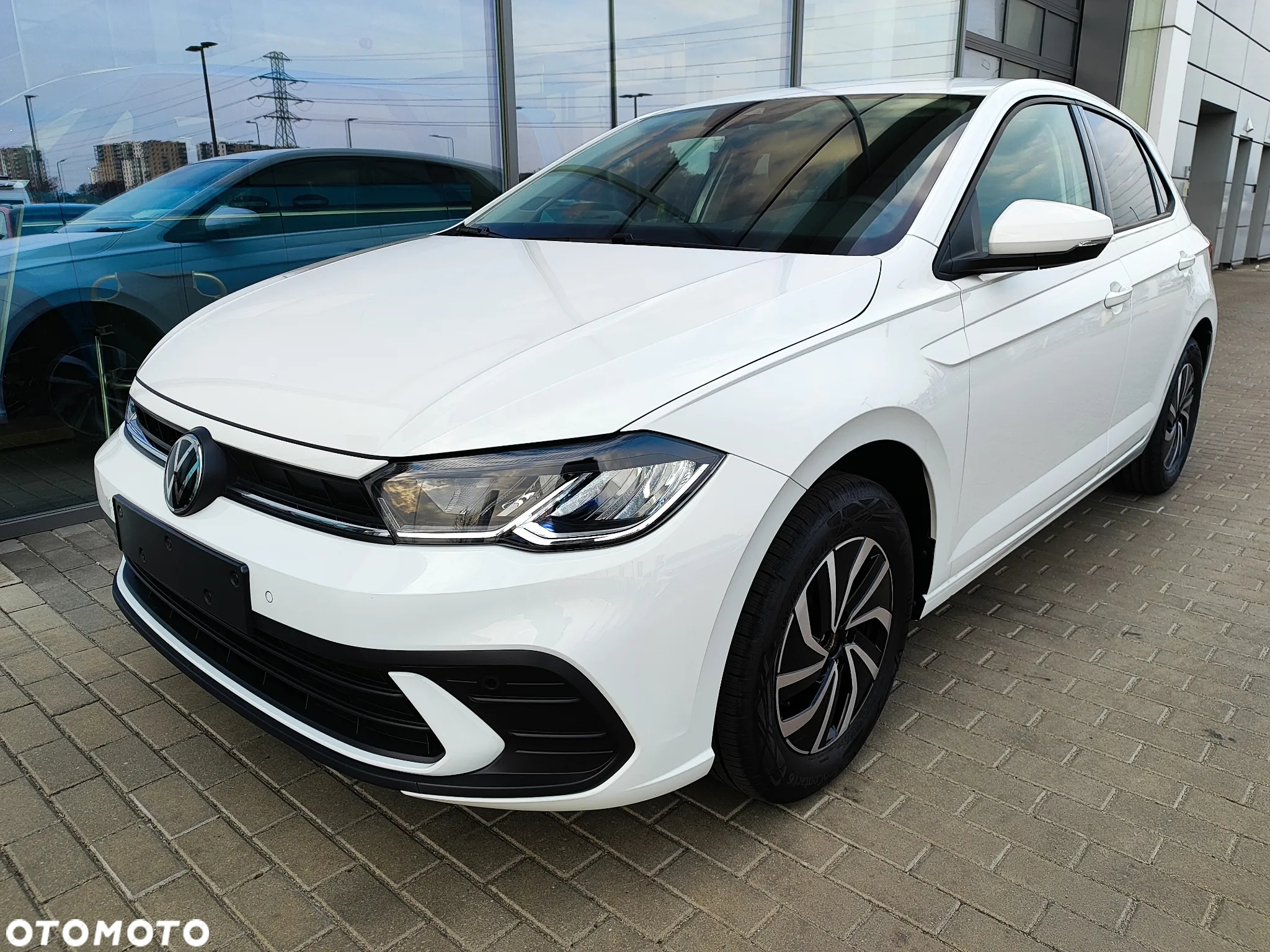 Volkswagen Polo 1.0 TSI Life DSG - 12