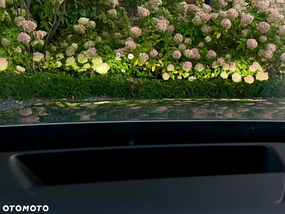 Volvo V60 D4 R-Design - 37