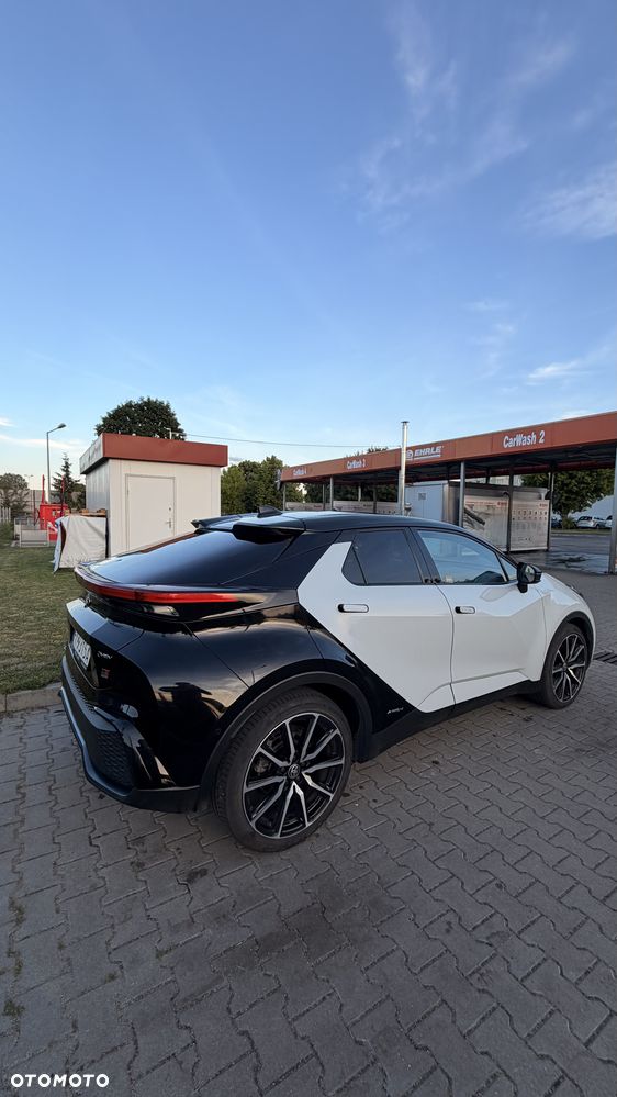 Toyota C-HR+ - 2