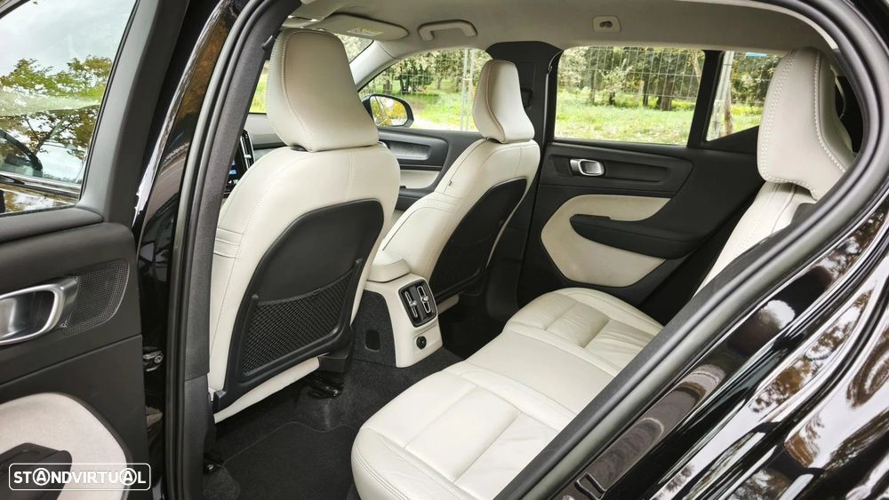 Volvo XC 40 1.5 T4 PHEV Plus Dark - 26
