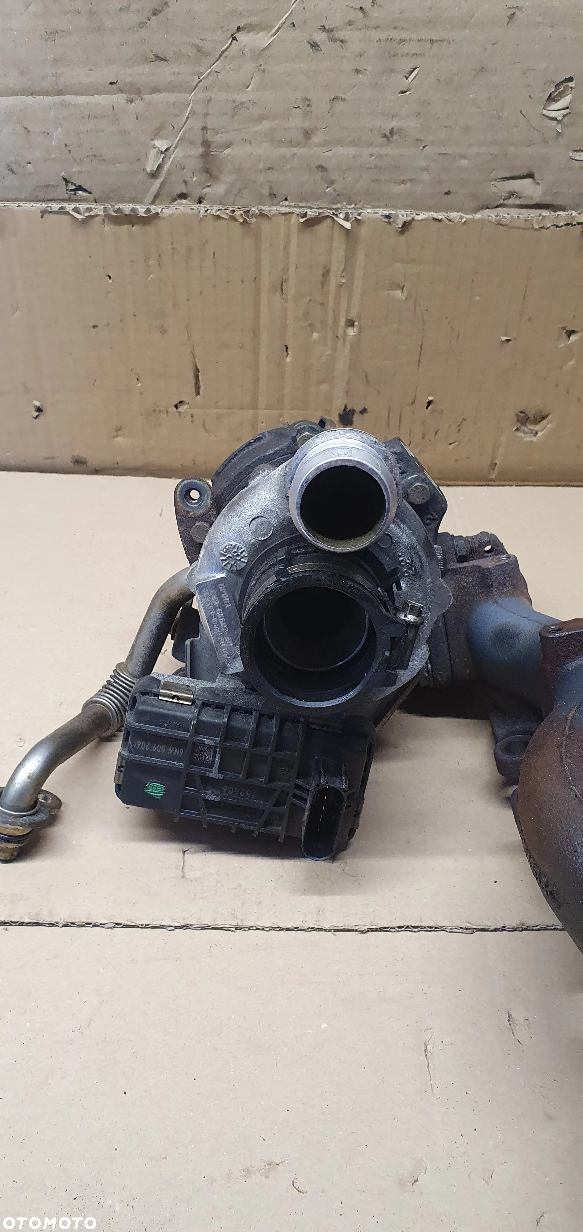 Turbina turbosprężarka turbo nastawnik kolektor Jaguar XF X250 2.7 TDV6 6R8Q-6K682-AD - 3