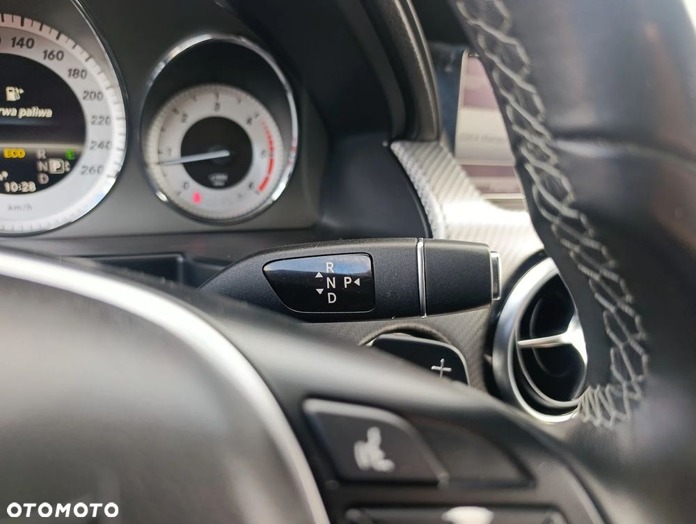 Mercedes-Benz GLK 220 BlueTEC 4Matic 7G-TRONIC - 24