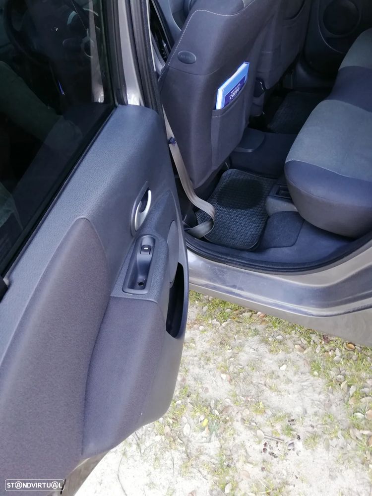 Renault Grand Modus 1.5 dCi Dynamique S - 11