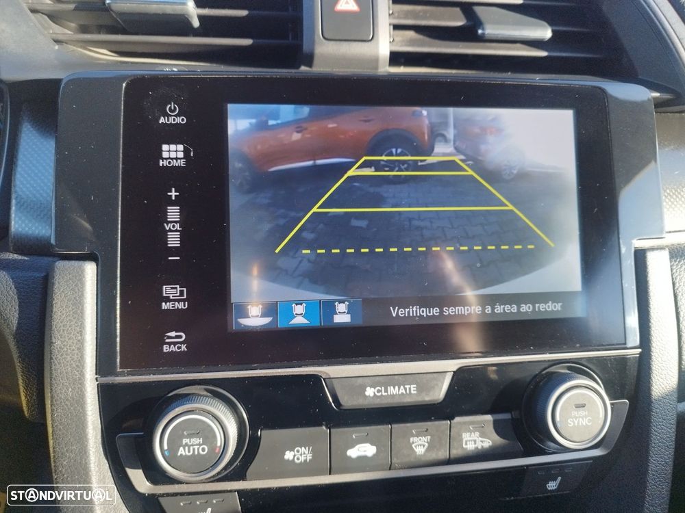 Honda Civic 1.0 i-VTEC Executive Premium - 8