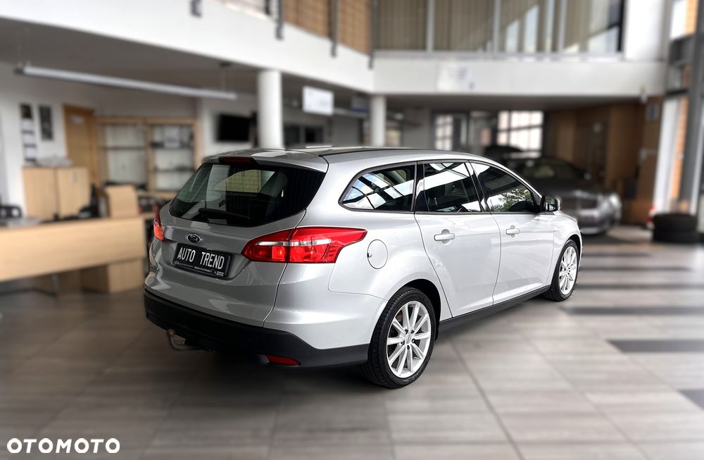 Ford Focus 1.5 TDCi ECOnetic 88g Start-Stopp-System Titanium - 5