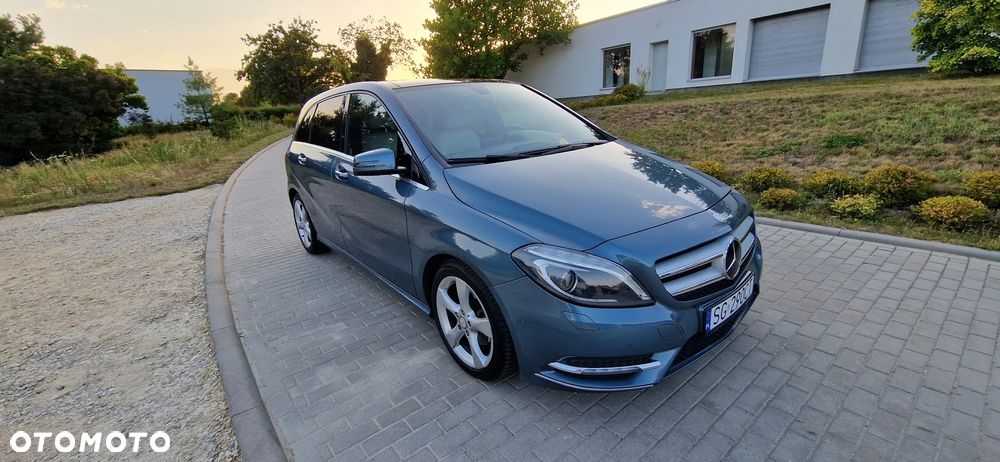 Mercedes-Benz Klasa B 200 7G-DCT - 7
