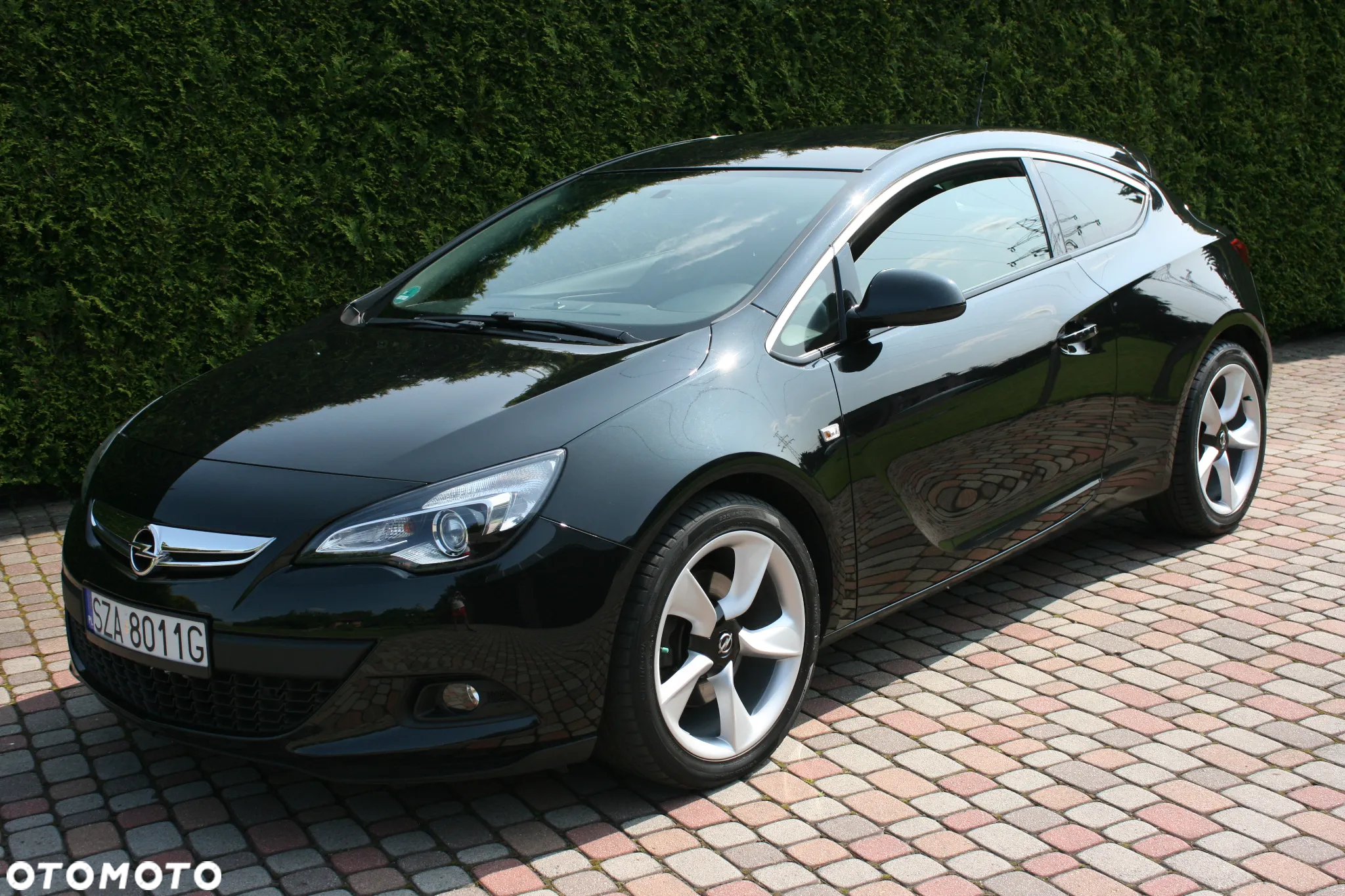 Opel Astra IV GTC 1.4 T Sport - 8