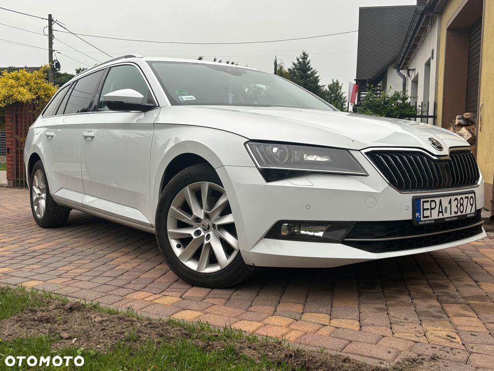 Skoda Superb 2.0 TDI Ambition DSG - 2