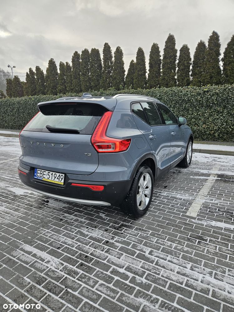 Volvo XC 40 T3 Momentum - 5