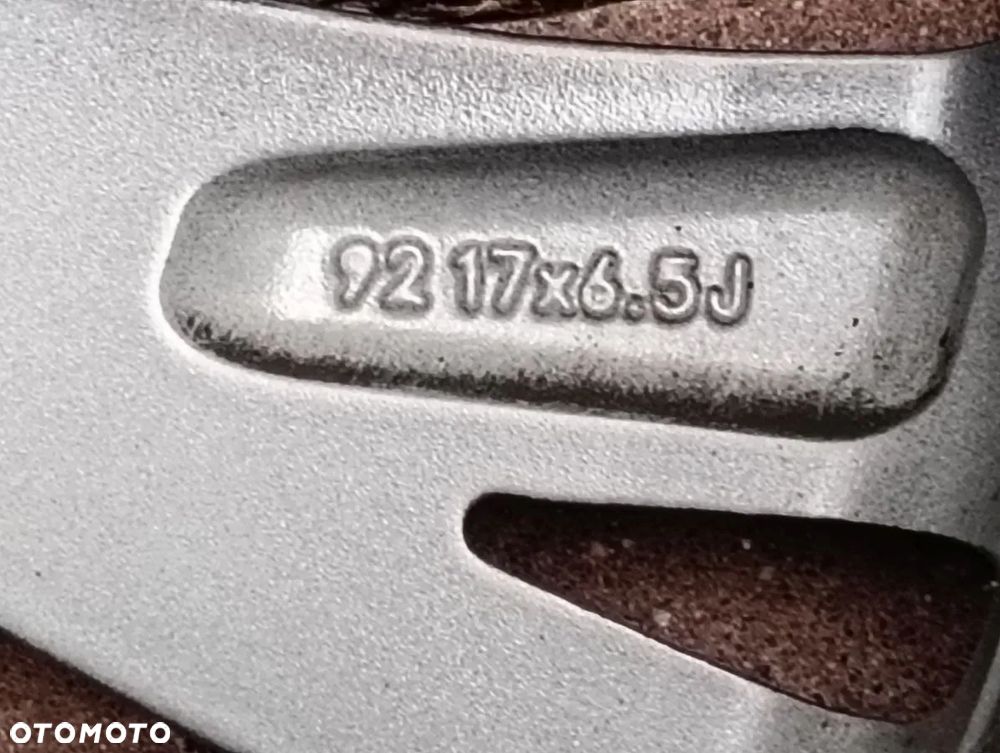 TOYOTA YARIS 19-24r Koła z Oponami Zimowymi 205/45 R17 GOGDYEAR 21/22r - 15