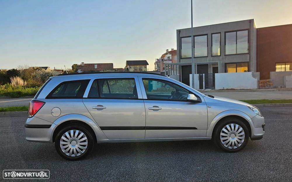 Opel Astra 1.4 Cosmo - 4