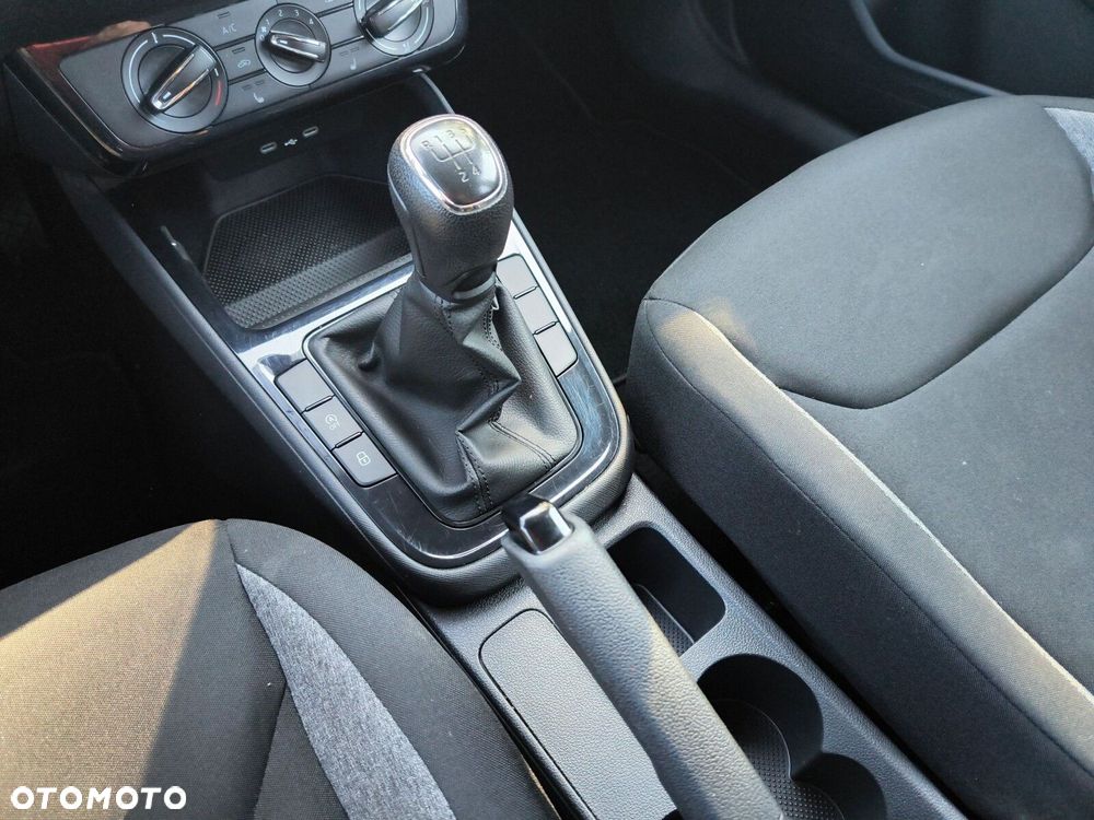 Skoda Fabia - 12