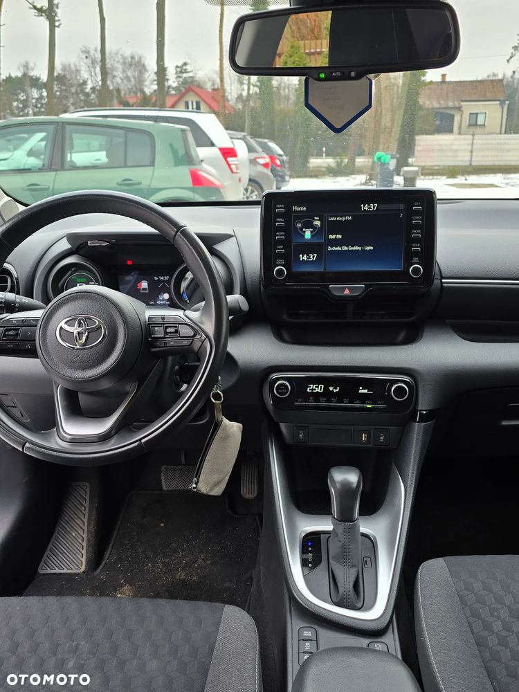 Toyota Yaris - 9
