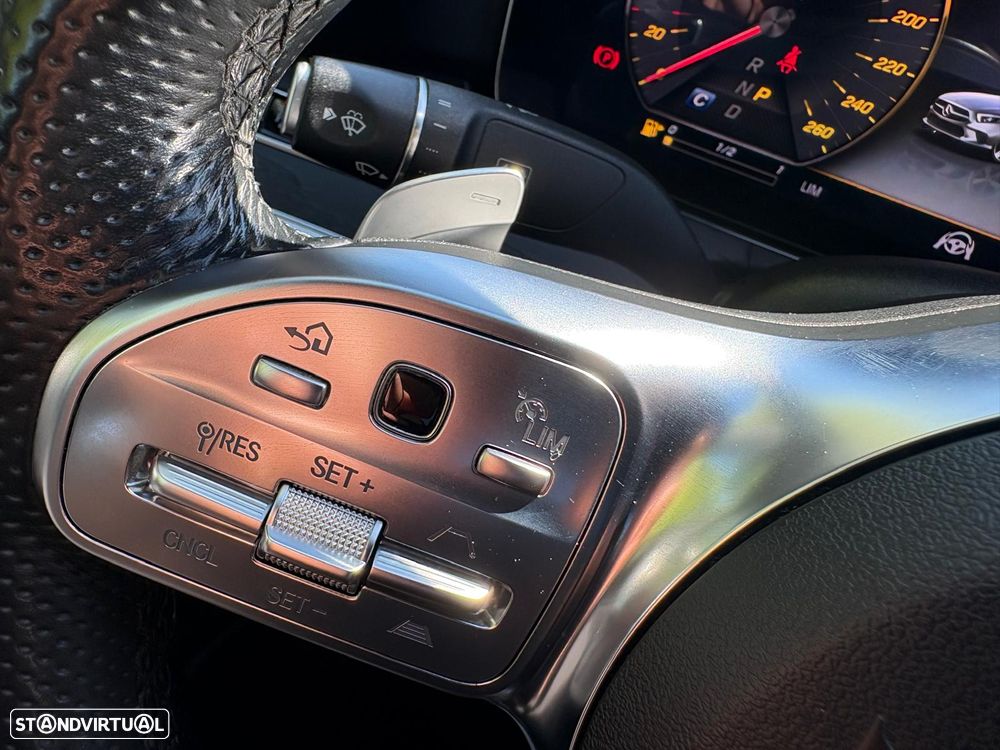 Mercedes-Benz CLS 400 d 4Matic AMG Line - 24