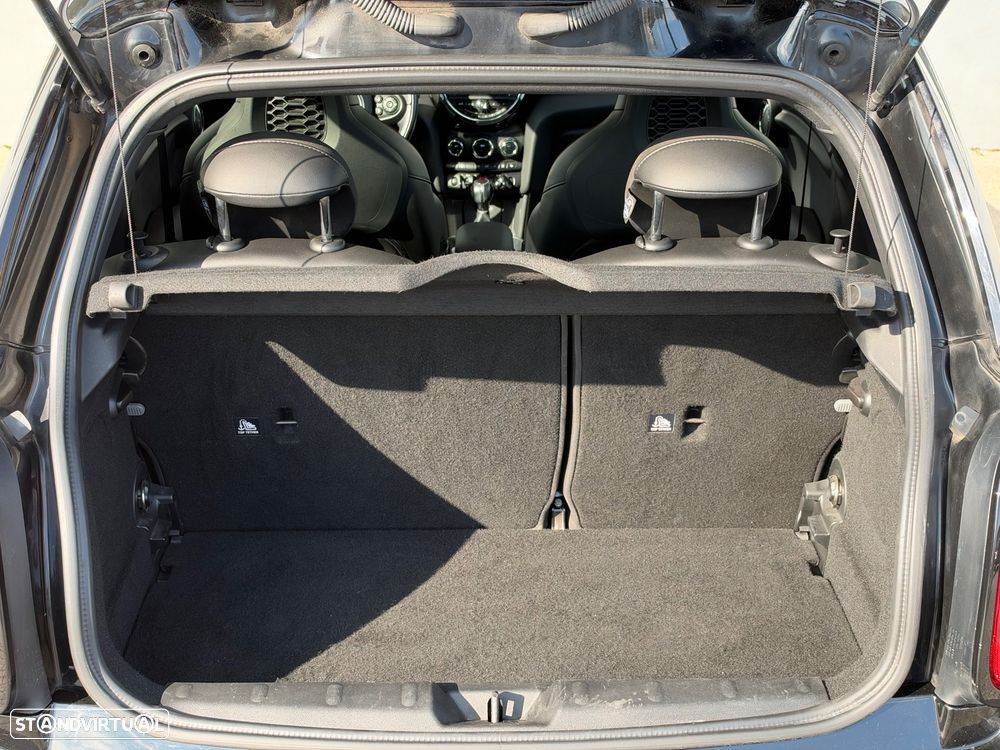MINI 3 Portas Cooper D - 27