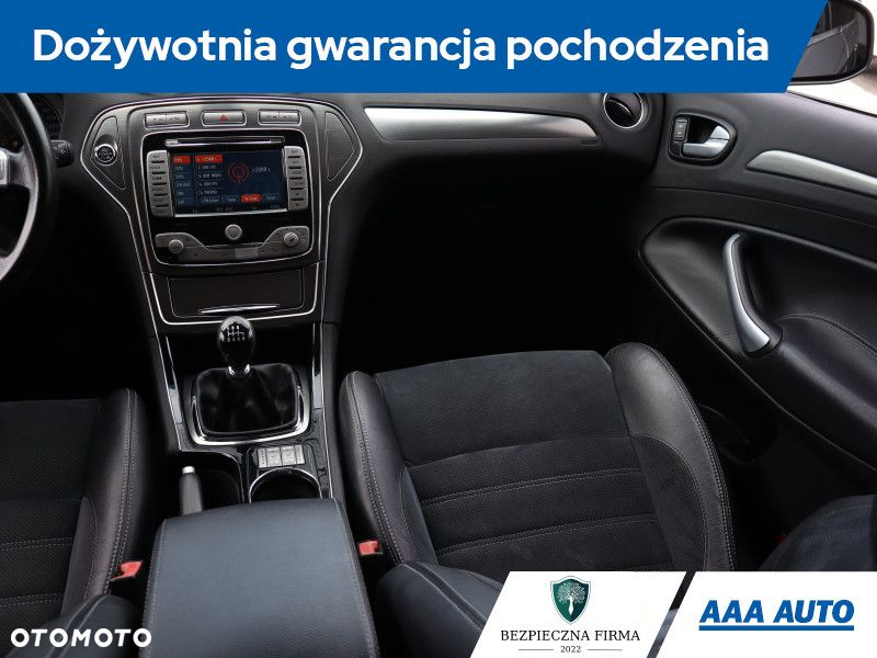 Ford Mondeo - 9