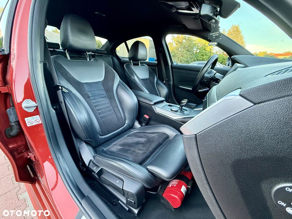 BMW Seria 3 320d M Sport Shadow - 17