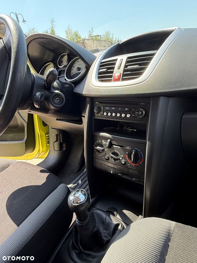 Peugeot 207 1.4 16V Presence - 8