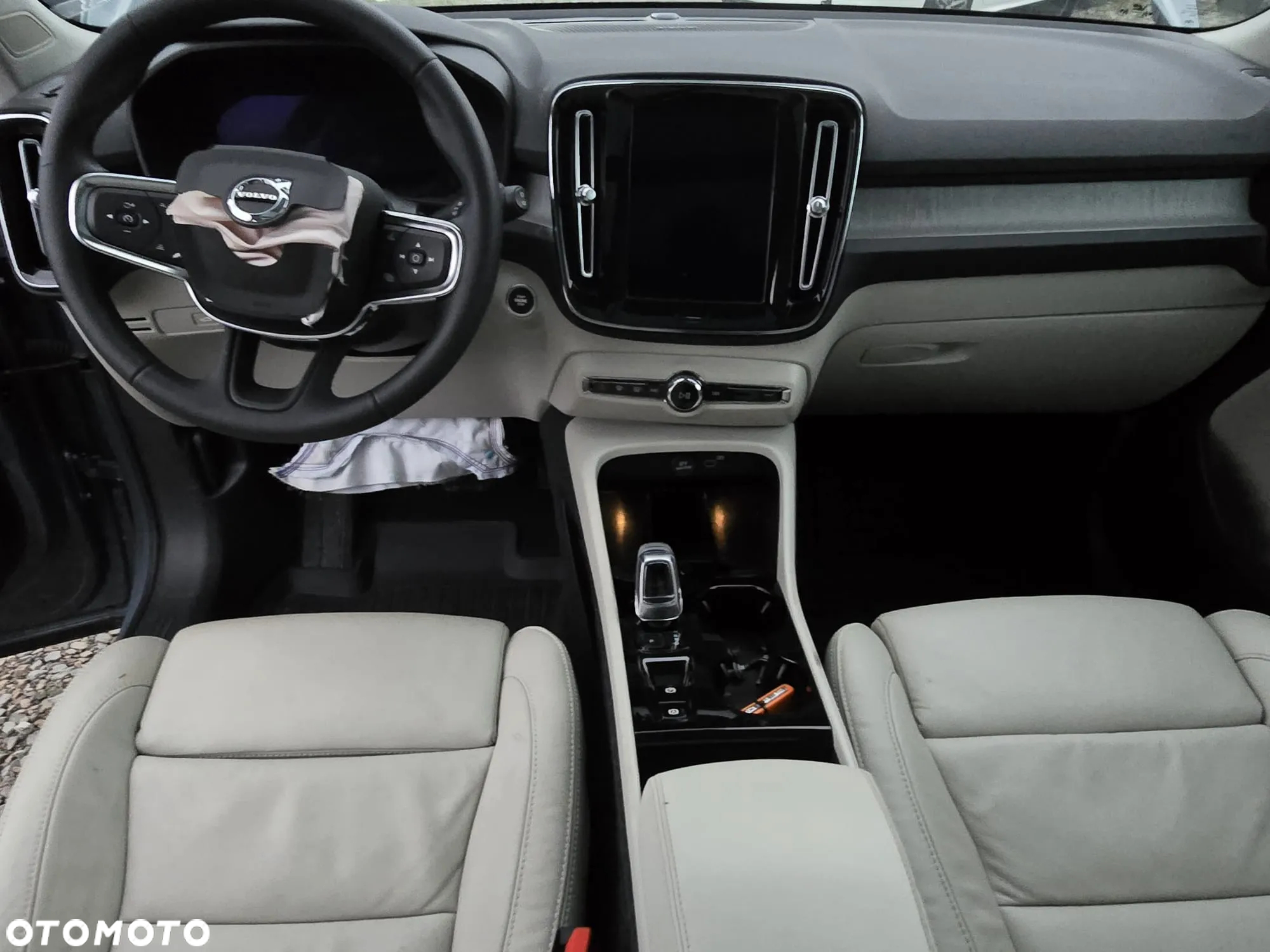 Volvo XC 40 - 13