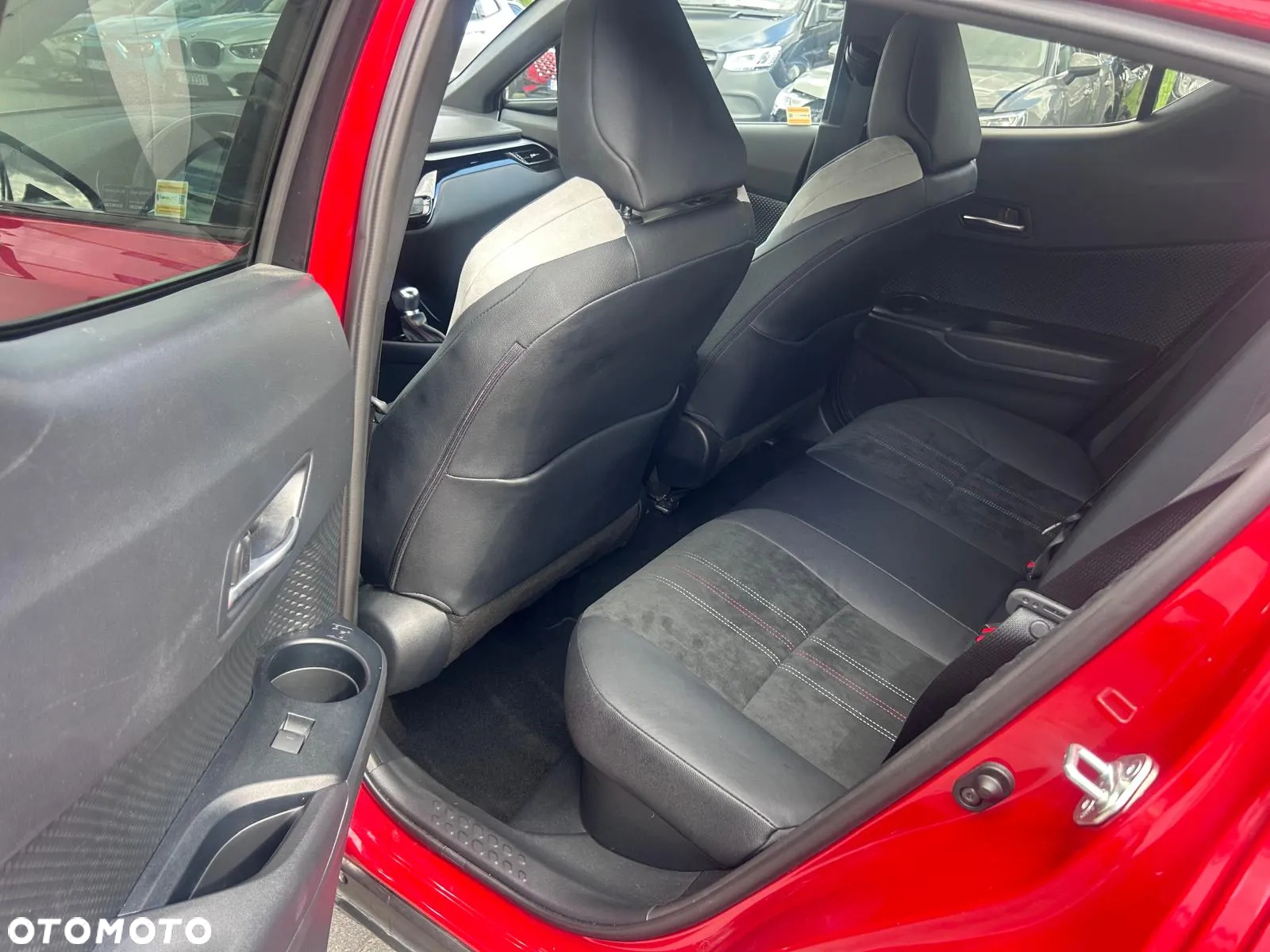 Toyota C-HR 1.8 Hybrid GPF GR Sport - 31