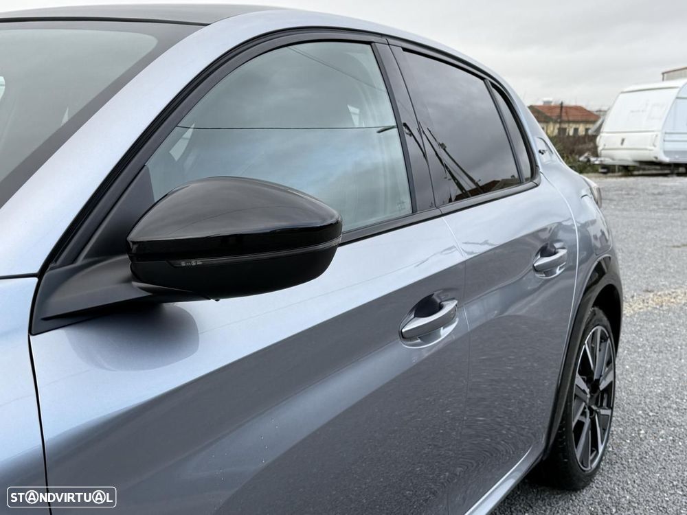 Peugeot 208 1.2 PureTech GT - 18