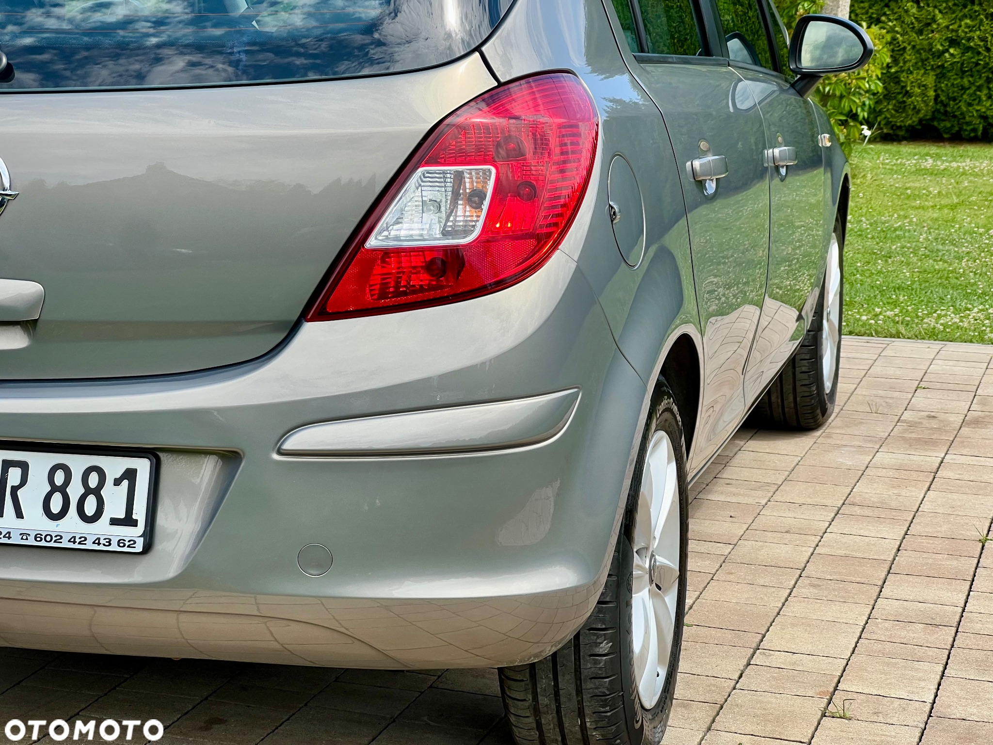 Opel Corsa 1.2 16V Enjoy - 23