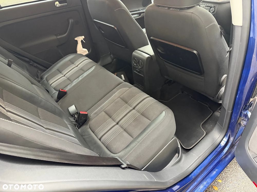 Volkswagen Golf Plus 1.6 TDI DPF DSG MATCH - 15