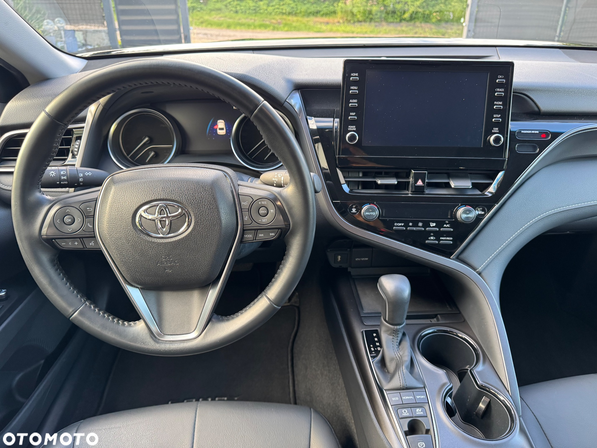 Toyota Camry 2.5 Hybrid Prestige CVT - 24