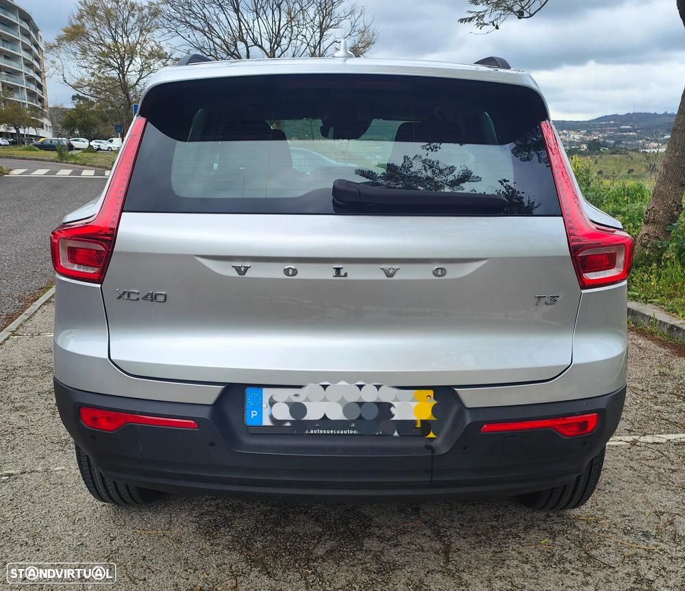 Volvo XC 40 1.5 T3 Tech Edition - 2