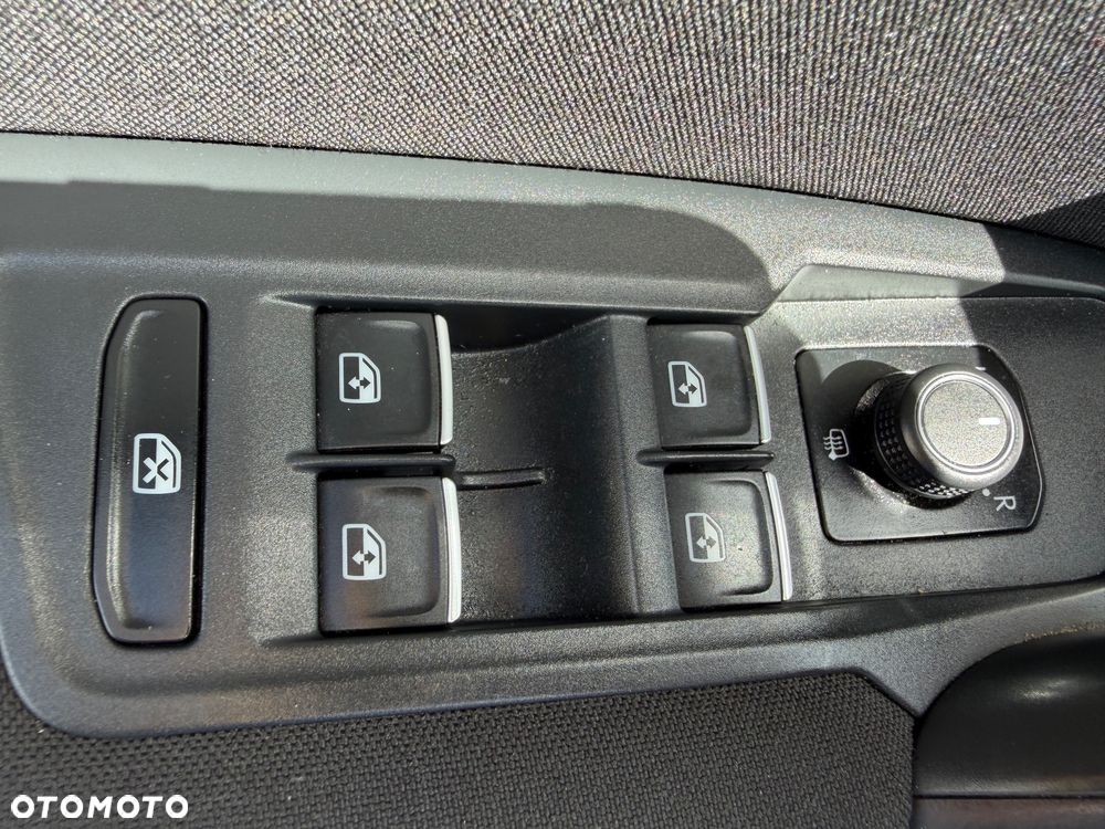 Volkswagen Tiguan 2.0 TDI SCR (BlueMotion Technology) DSG Comfortline - 24