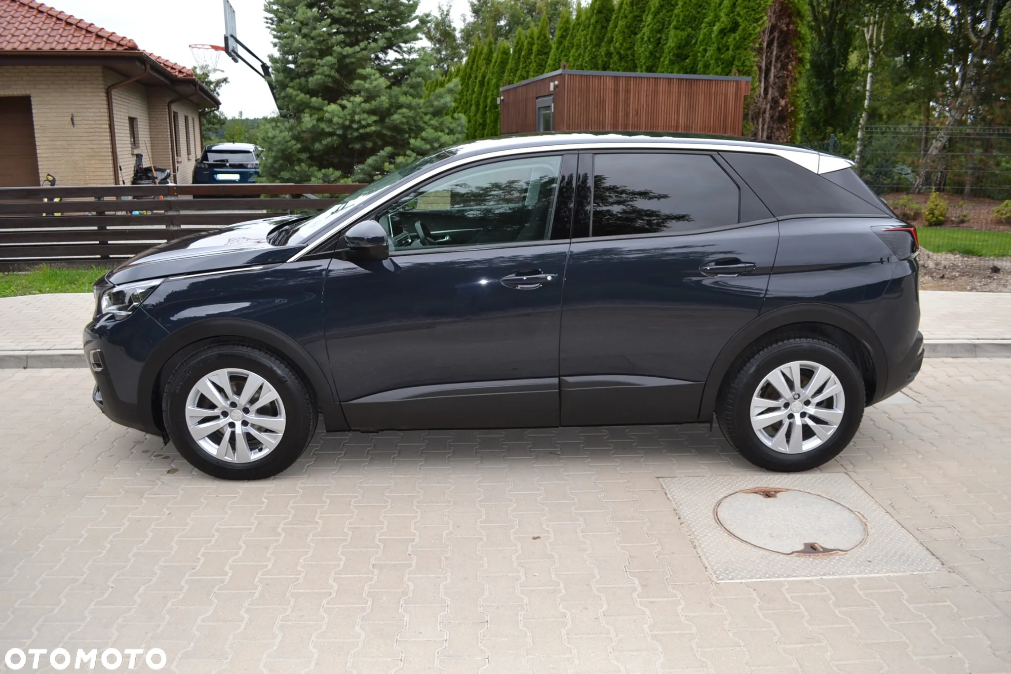 Peugeot 3008 1.2 PureTech GPF Active S&S EAT8 - 6