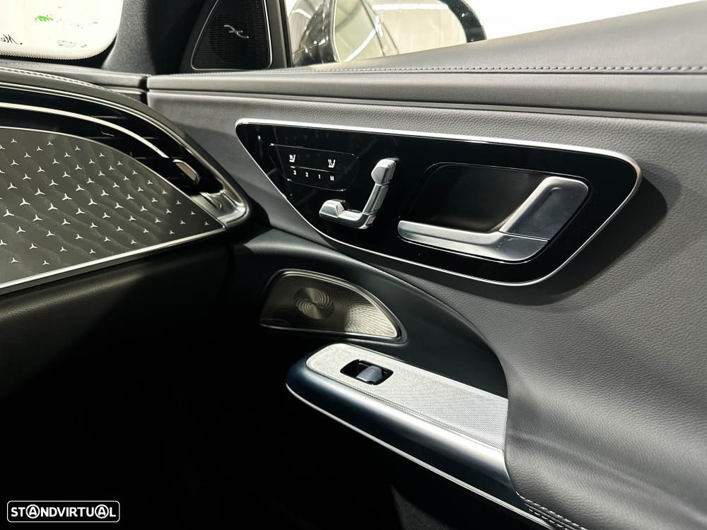 Mercedes-Benz E 300 de 4Matic 9G-TRONIC AMG Line - 34