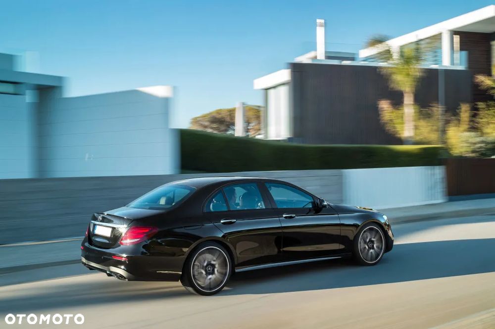 MERCEDES W213 SPOILER LOTKA NA KLAPĘ AMG PODKŁAD! - 11