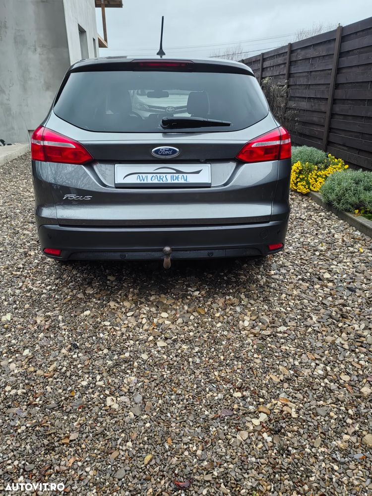 Ford Focus 1.5 TDCi DPF Start-Stopp-System Aut. Titanium - 12