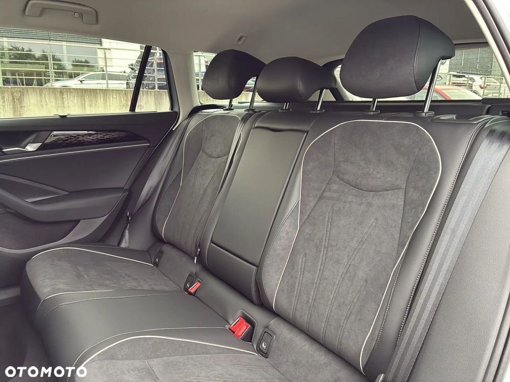 Volkswagen Passat - 7