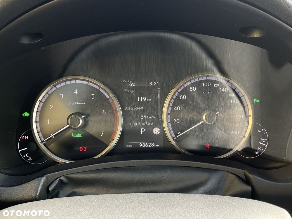 Lexus NX 300h F Sport Edition AWD - 26