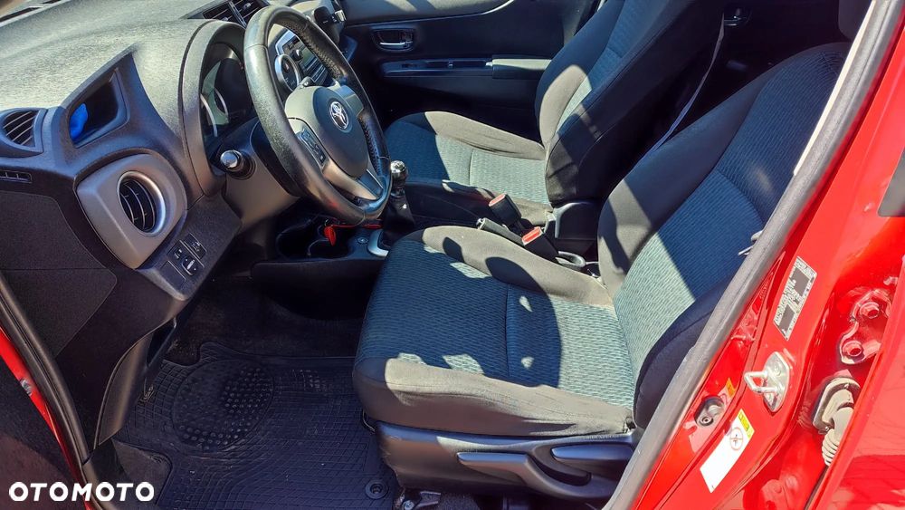 Toyota Yaris 1.33 Active - 10